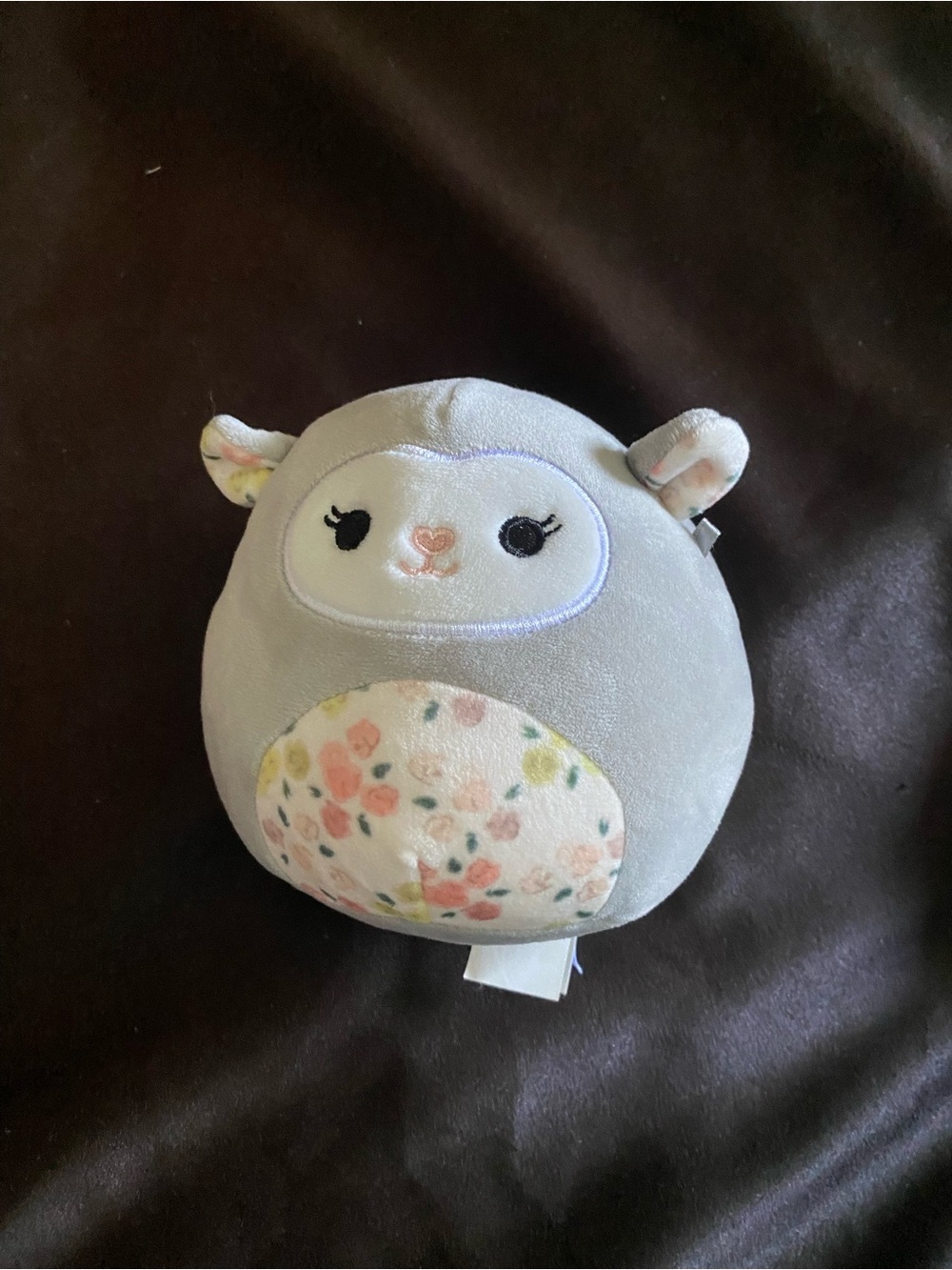 Squishmallow Lea the lamb